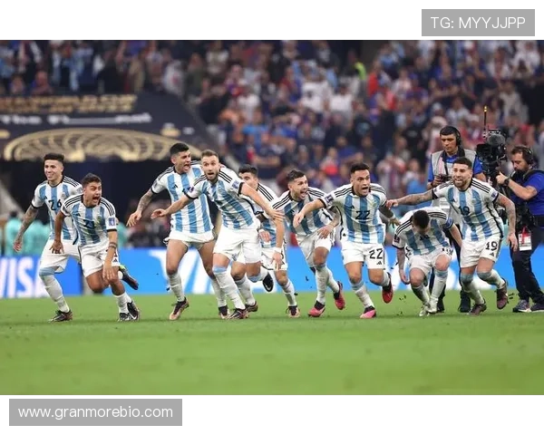 足球球星中跑得相对较慢的几位球员盘点分析 足球球星中跑得相对较慢的几位球员盘点分析